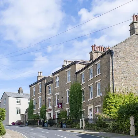 Pond بيت للعطل West Witton