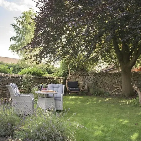 Prázdninový dům Pond *